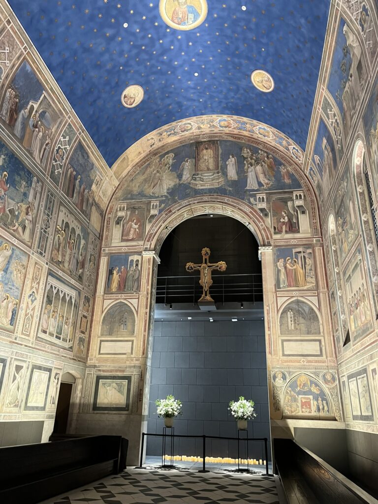 大塚国際美術館のスクロヴェーニ礼拝堂