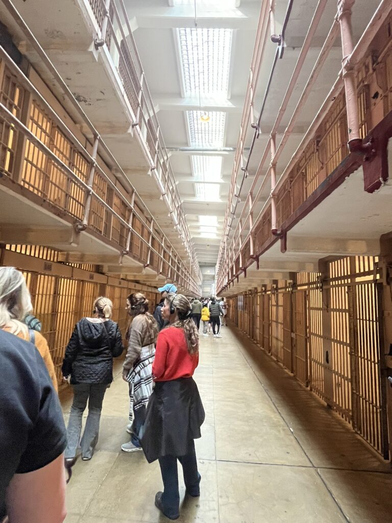 アルカトラズ島の刑務所内