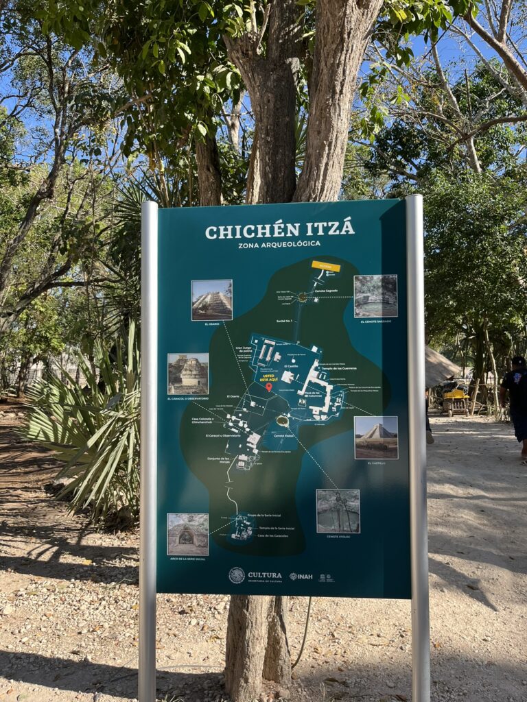 チチェン・イッツアの地図
