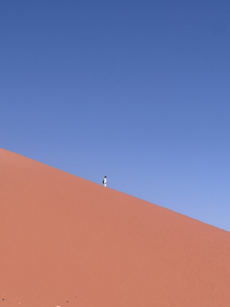 ワディラムの砂丘と空