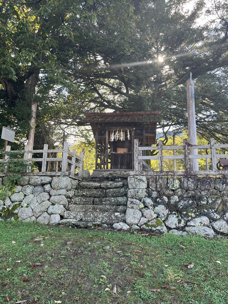 「ミシャクジ神」の祠