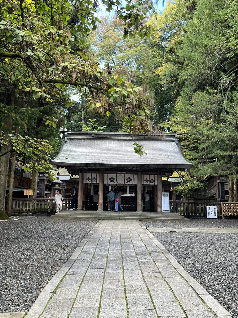 諏訪大社上社本宮 拝殿
